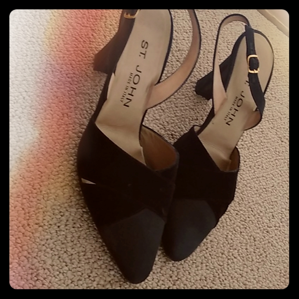 ST. JOHN Suede trim Black Sling Back Shoes